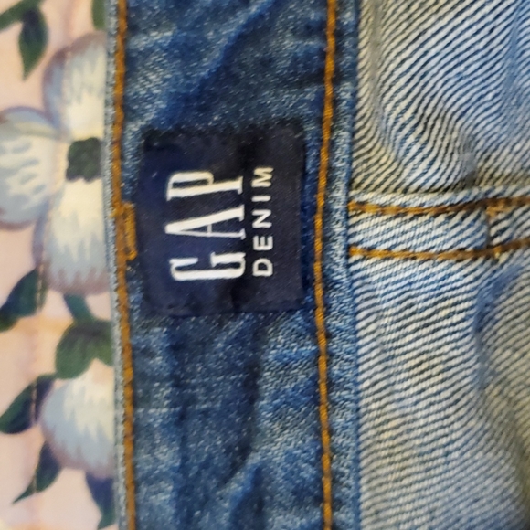 GAP GIRLFRIEND JEANS 26 - Picture 2 of 6